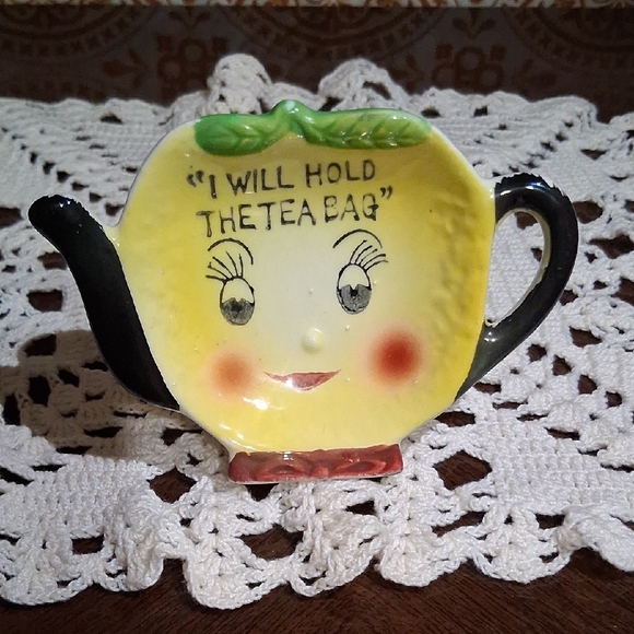 Other - Vintage Teapot Shaped Tea Bag Holder